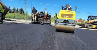 Best Asphalt Driveway Installation  in Buena Vista, MI